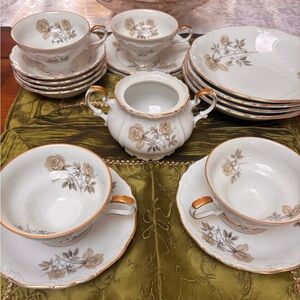 HERTEL JACOB DAMASK GRAY Bavaria Germany Flower Roses Set